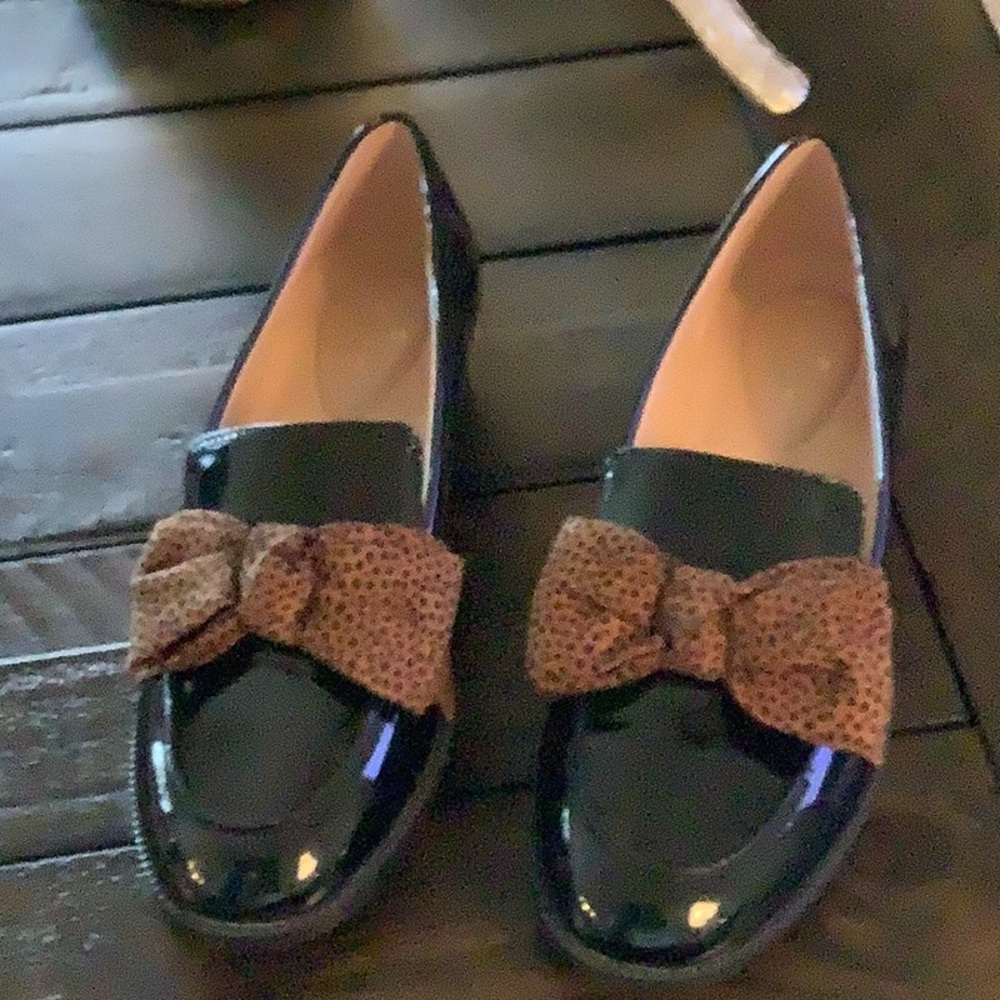 Stylish Women’s Loafers with Bow Accent